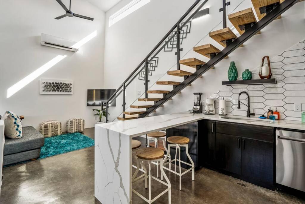 Quantum Tiny Loft At East End Revitalized Houston Exteriér fotografie