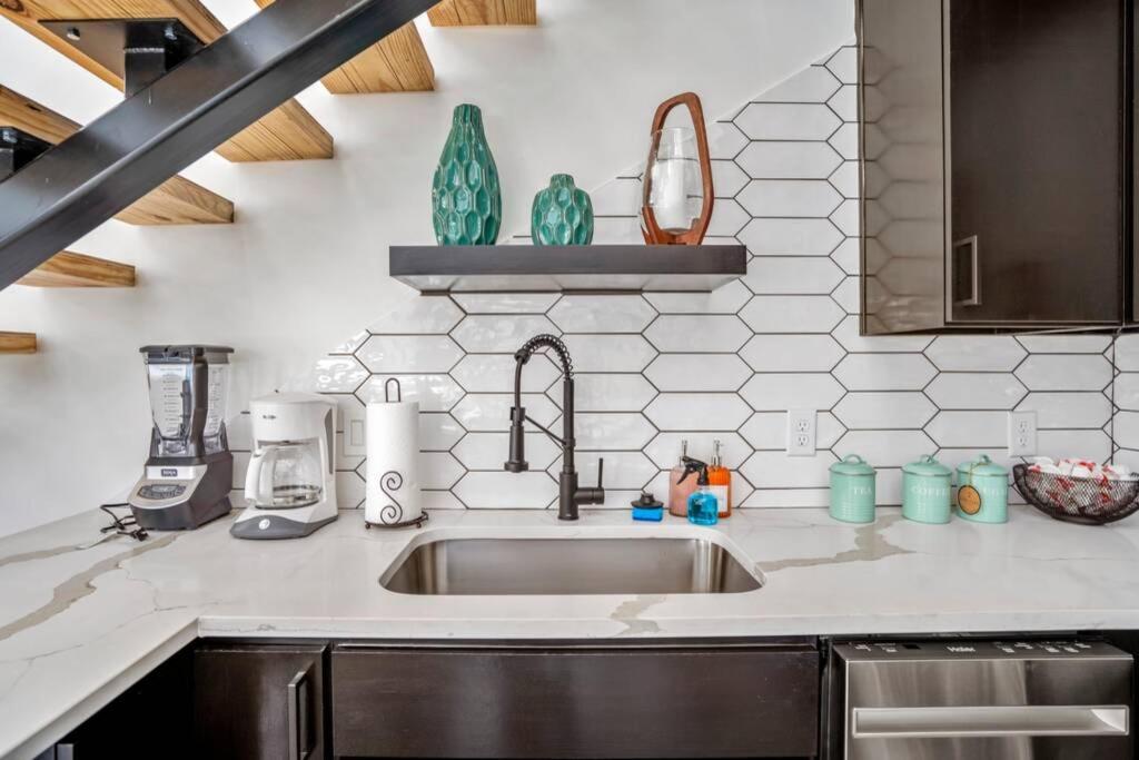 Quantum Tiny Loft At East End Revitalized Houston Exteriér fotografie